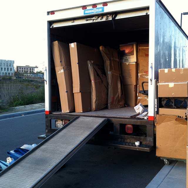 Half Lorry Moving Furniture